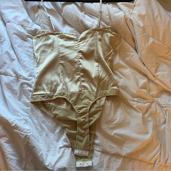 WWW Strappy Bodysuit - Picture 3 of 5